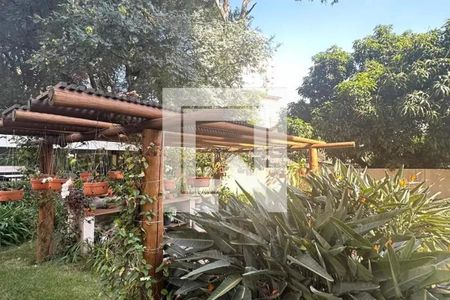 Apartamento à venda com 150m², 3 quartos e 2 vagas Apartamento à venda com 150m², 3 quartos e 2 vagasCondomínio