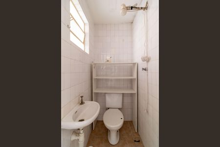 Casa para alugar com 162m², 3 quartos e 2 vagas Casa para alugar com 162m², 3 quartos e 2 vagasBanheiro de serviço