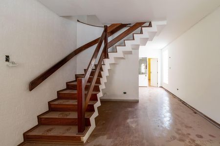 Casa para alugar com 162m², 3 quartos e 2 vagas Casa para alugar com 162m², 3 quartos e 2 vagasSala
