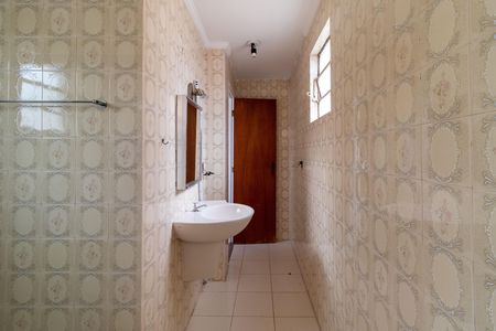 Casa para alugar com 162m², 3 quartos e 2 vagas Casa para alugar com 162m², 3 quartos e 2 vagasBanheiro da Suíte