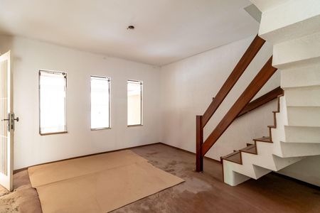 Casa para alugar com 162m², 3 quartos e 2 vagas Casa para alugar com 162m², 3 quartos e 2 vagasSala