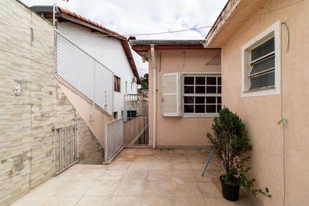 Casa para alugar com 162m², 3 quartos e 2 vagas Casa para alugar com 162m², 3 quartos e 2 vagasQuintal