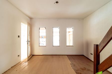 Casa para alugar com 162m², 3 quartos e 2 vagas Casa para alugar com 162m², 3 quartos e 2 vagasSala