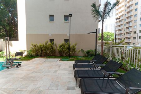Apartamento à venda com 27m², 1 quarto e sem vagaÁrea Comum - Piscina