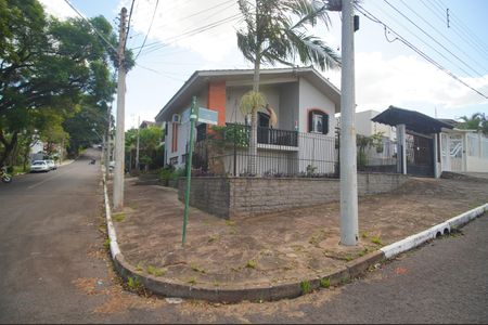 Casa à venda com 320m², 4 quartos e 5 vagasÁrea externa