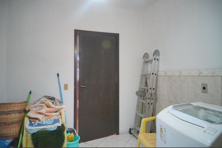 Casa à venda com 320m², 4 quartos e 5 vagasÁrea de Serviço