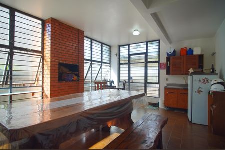 Casa à venda com 320m², 4 quartos e 5 vagasEspaço Gourmet