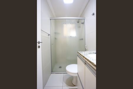Apartamento para alugar com 72m², 3 quartos e 2 vagas Apartamento para alugar com 72m², 3 quartos e 2 vagasBanheiro