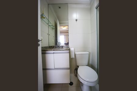 Apartamento para alugar com 72m², 3 quartos e 2 vagas Apartamento para alugar com 72m², 3 quartos e 2 vagasBanheiro da Suíte