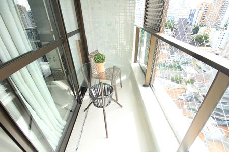 Apartamento para alugar com 22m², 1 quarto e 1 vagaVaranda