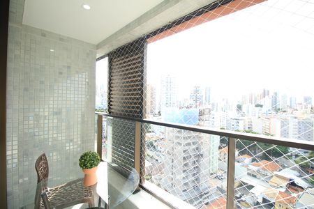Apartamento para alugar com 22m², 1 quarto e 1 vagaVaranda