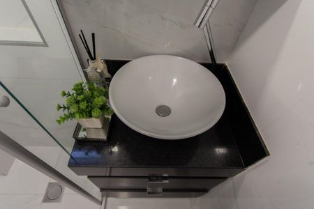 Apartamento para alugar com 56m², 2 quartos e 1 vaga Apartamento para alugar com 56m², 2 quartos e 1 vagaBanheiro