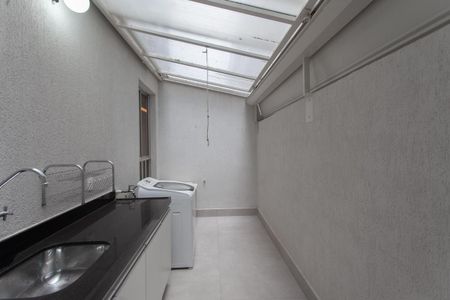 Apartamento para alugar com 56m², 2 quartos e 1 vaga Apartamento para alugar com 56m², 2 quartos e 1 vagaÁrea de Serviço e Privativa