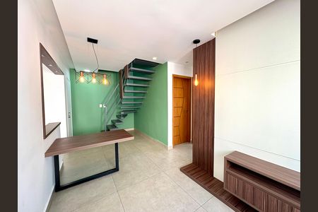 Apartamento para alugar com 105m², 3 quartos e 1 vaga Apartamento para alugar com 105m², 3 quartos e 1 vagaSala