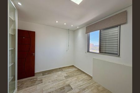 Apartamento para alugar com 105m², 3 quartos e 1 vaga Apartamento para alugar com 105m², 3 quartos e 1 vagaQuarto 2