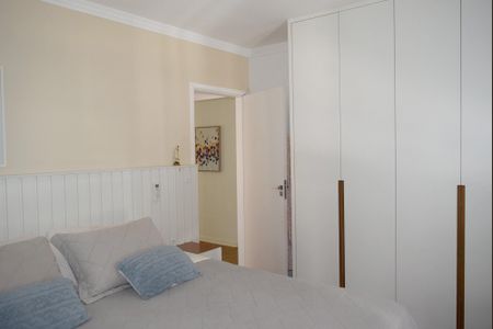 Casa de condomínio à venda com 110m², 3 quartos e 2 vagasQuarto 2