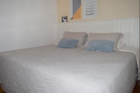 Casa de condomínio à venda com 110m², 3 quartos e 2 vagasQuarto 2