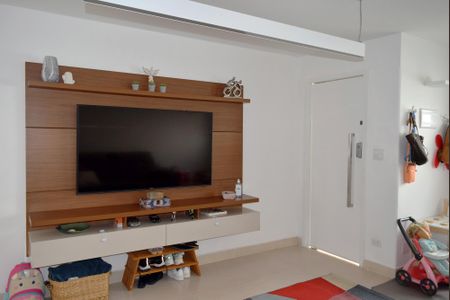 Casa de condomínio à venda com 110m², 3 quartos e 2 vagasSala