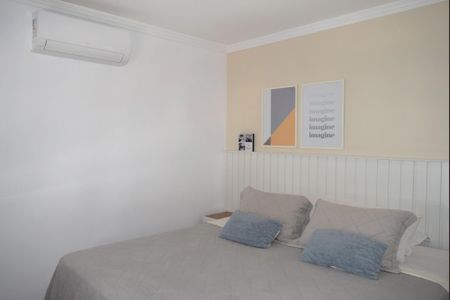 Casa de condomínio à venda com 110m², 3 quartos e 2 vagasQuarto 2