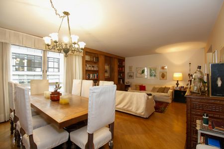 Apartamento para alugar com 160m², 3 quartos e 1 vagaSala 