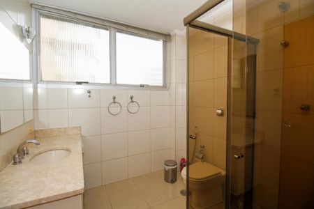 Apartamento para alugar com 160m², 3 quartos e 1 vagaBanheiro da Suíte
