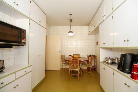 Apartamento para alugar com 160m², 3 quartos e 1 vagaCozinha