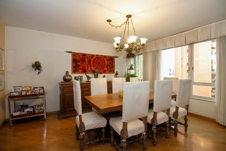 Apartamento para alugar com 160m², 3 quartos e 1 vagaSala de Jantar