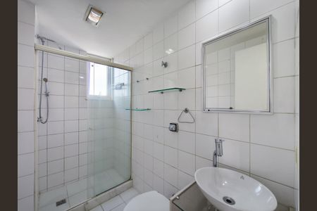 Apartamento à venda com 80m², 3 quartos e 2 vagasBanheiro Corredor