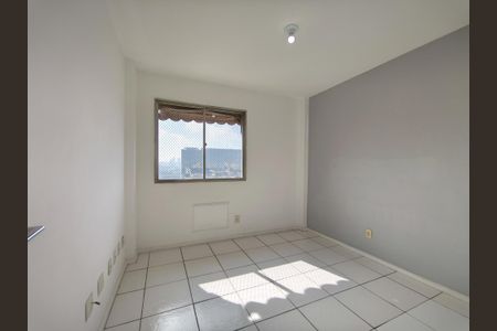 Apartamento à venda com 80m², 3 quartos e 2 vagasQuarto 1