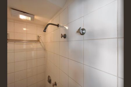 Apartamento à venda com 80m², 3 quartos e 2 vagasBanheiro de serviço