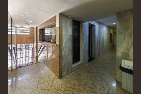 Apartamento à venda com 80m², 3 quartos e 2 vagasFachada e portaria