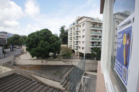 Apartamento à venda com 60m², 2 quartos e 1 vagaPlaquinha