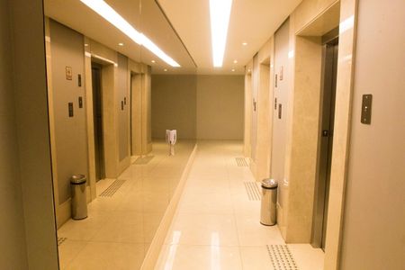 Apartamento à venda com 67m², 2 quartos e 1 vagaÁrea comum