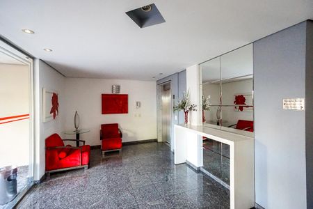 Apartamento à venda com 93m², 3 quartos e 2 vagas Apartamento à venda com 93m², 3 quartos e 2 vagasHall social
