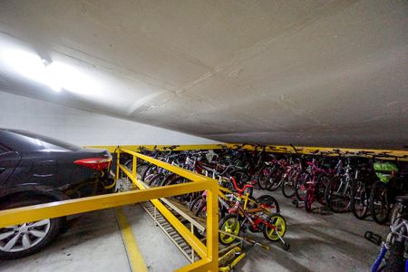 Apartamento à venda com 93m², 3 quartos e 2 vagas Apartamento à venda com 93m², 3 quartos e 2 vagasBicicletário