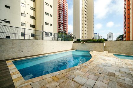 Apartamento à venda com 93m², 3 quartos e 2 vagas Apartamento à venda com 93m², 3 quartos e 2 vagasPiscina adulto