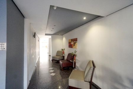 Apartamento à venda com 93m², 3 quartos e 2 vagas Apartamento à venda com 93m², 3 quartos e 2 vagasHall social