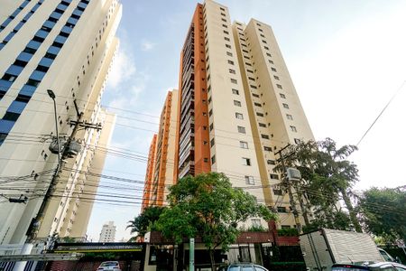 Apartamento à venda com 93m², 3 quartos e 2 vagas Apartamento à venda com 93m², 3 quartos e 2 vagasFachada