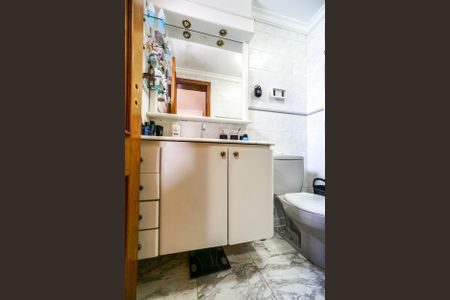 Apartamento à venda com 93m², 3 quartos e 2 vagas Apartamento à venda com 93m², 3 quartos e 2 vagasBanheiro da suíte