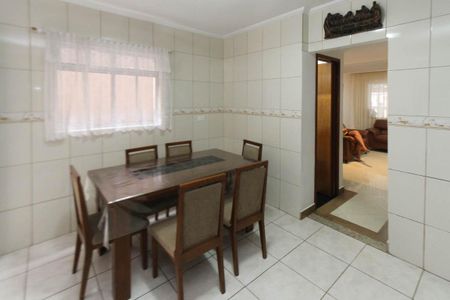 Casa à venda com 120m², 2 quartos e 2 vagasCozinha