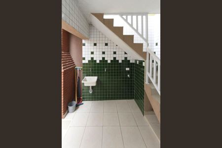 Casa à venda com 120m², 2 quartos e 2 vagasQuintal