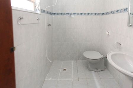 Casa à venda com 120m², 2 quartos e 2 vagasBanheiro da Suite 02