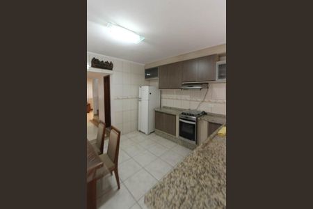 Casa à venda com 120m², 2 quartos e 2 vagasCozinha