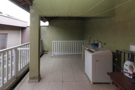 Casa à venda com 120m², 2 quartos e 2 vagasÁrea de Serviço