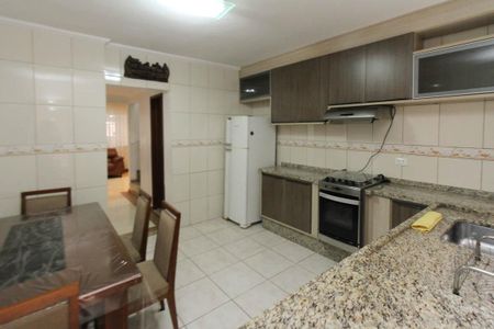 Casa à venda com 120m², 2 quartos e 2 vagasCozinha