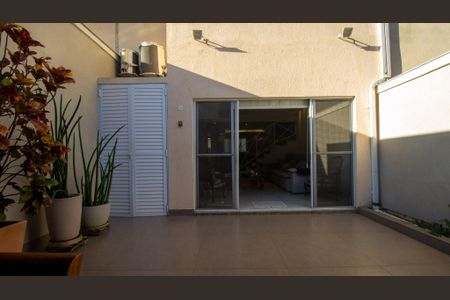 Casa à venda com 140m², 3 quartos e 1 vagaQuintal