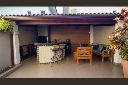 Casa à venda com 140m², 3 quartos e 1 vagaQuintal