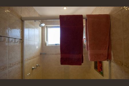 Casa à venda com 140m², 3 quartos e 1 vagaBanheiro da Suíte