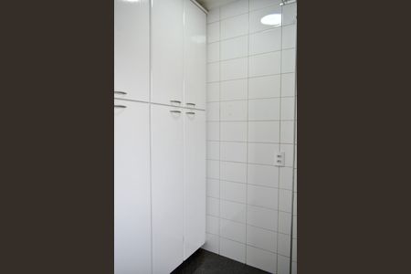 Apartamento para alugar com 100m², 3 quartos e 2 vagas Apartamento para alugar com 100m², 3 quartos e 2 vagasÁrea de Serviço