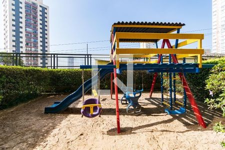 Apartamento para alugar com 100m², 3 quartos e 2 vagas Apartamento para alugar com 100m², 3 quartos e 2 vagasÁrea comum - Playground